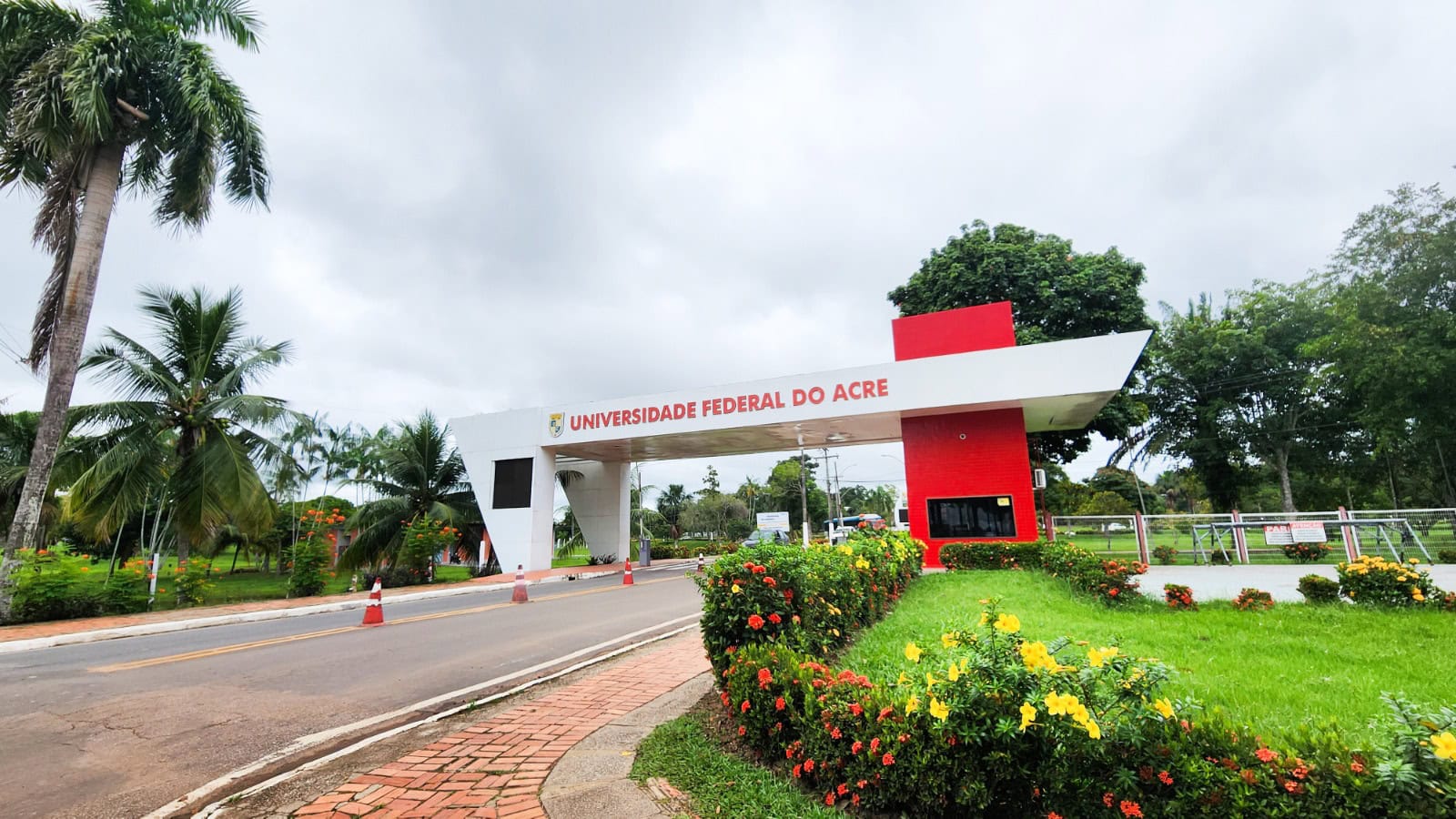 Candidatos da 3ª chamada para cursos de bacharelado da Ufac devem realizar matrícula até segunda-feira
