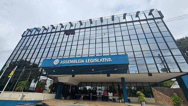 Acre projeta orçamento de R$ 11,7 bilhões para 2027; proposta começa a tramitar na Aleac