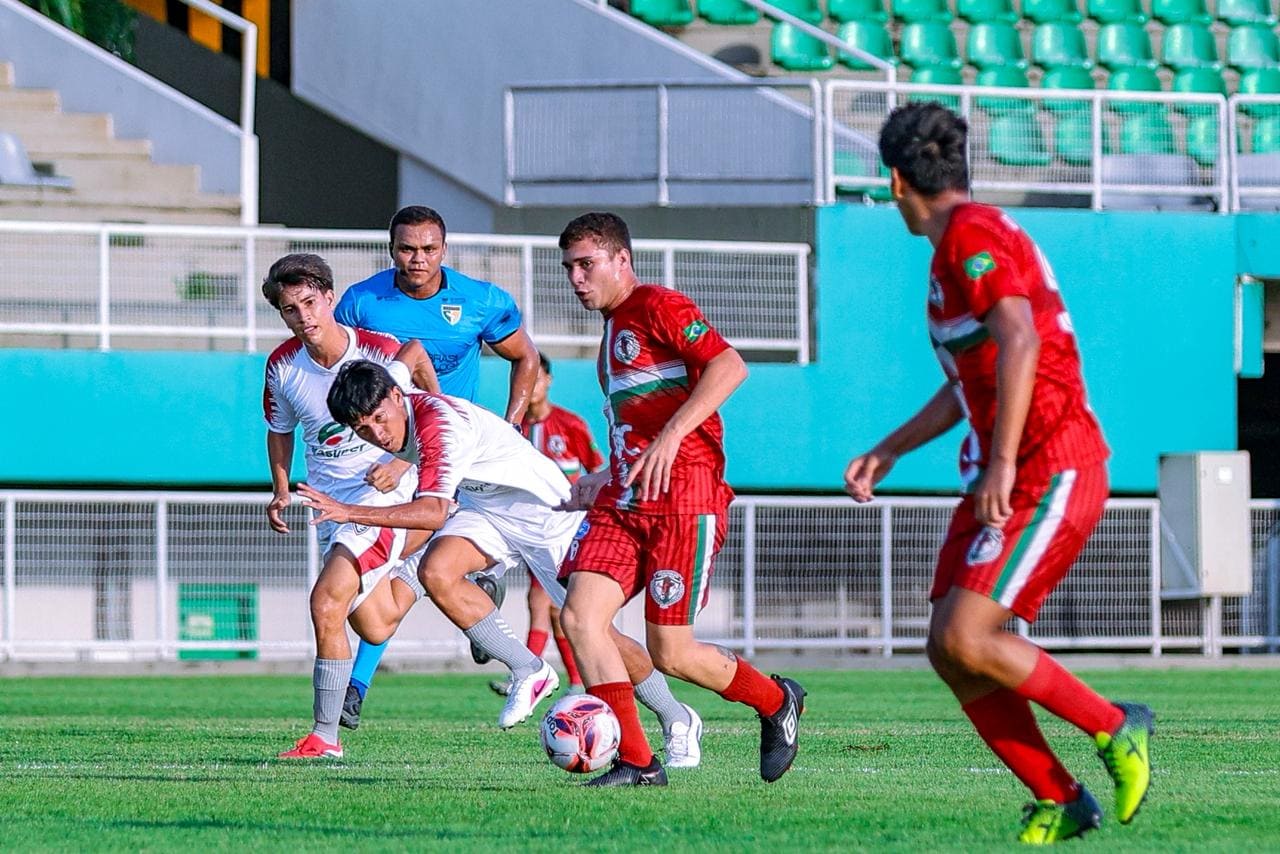 Santa Cruz e Assermurb fazem duelo de invictos no Sub-20