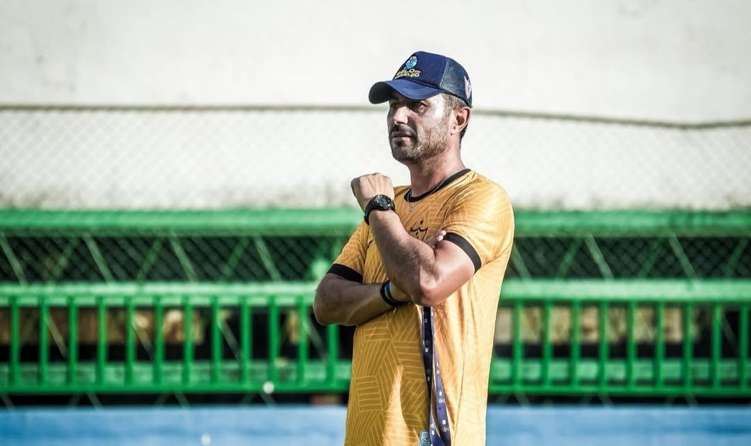 Águia de Marabá anuncia saída do técnico Júlio César Nunes