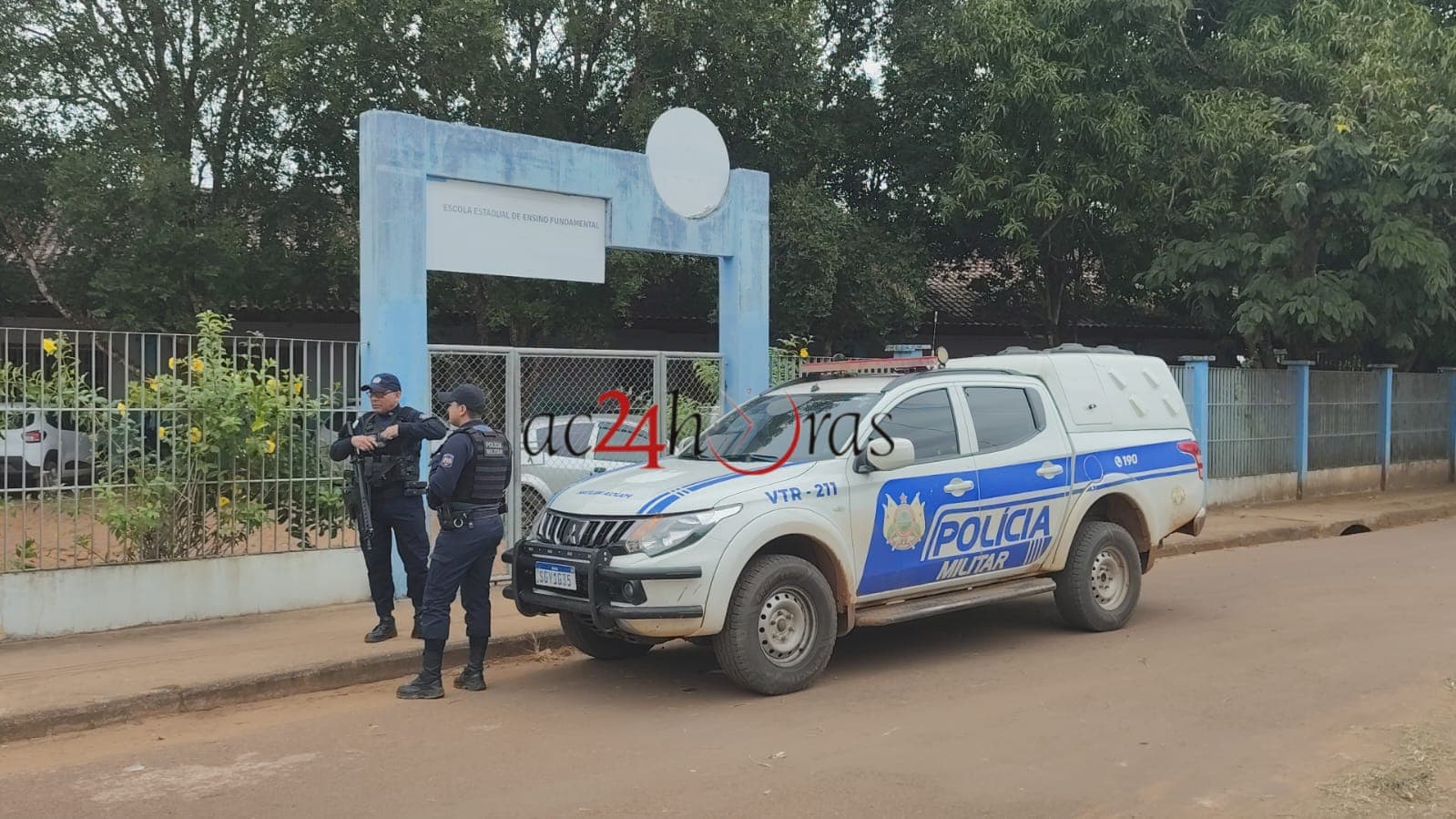 Polícia Militar averigua denúncia de aluno armado em escola no Belo Jardim