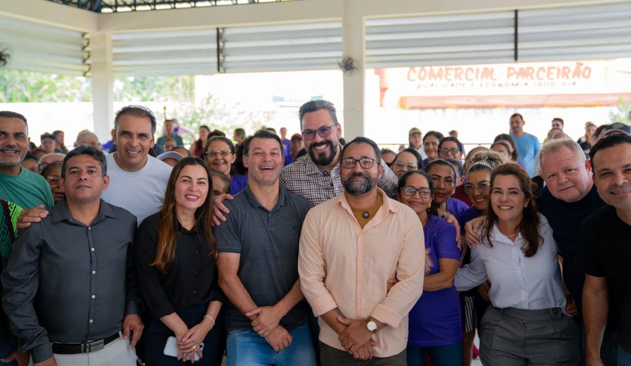 Com recursos garantidos por Alan Rick, prefeito Railson assina ordem para novas obras em Feijó