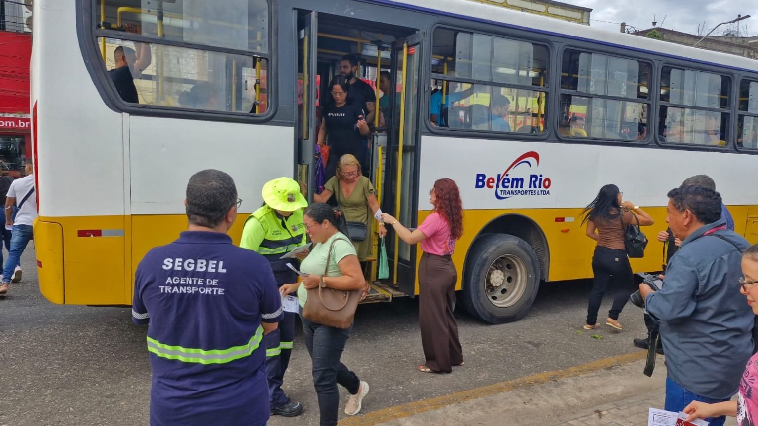 Campanha da prefeitura contra importunação sexual nos coletivos ganha nova fase em Belém