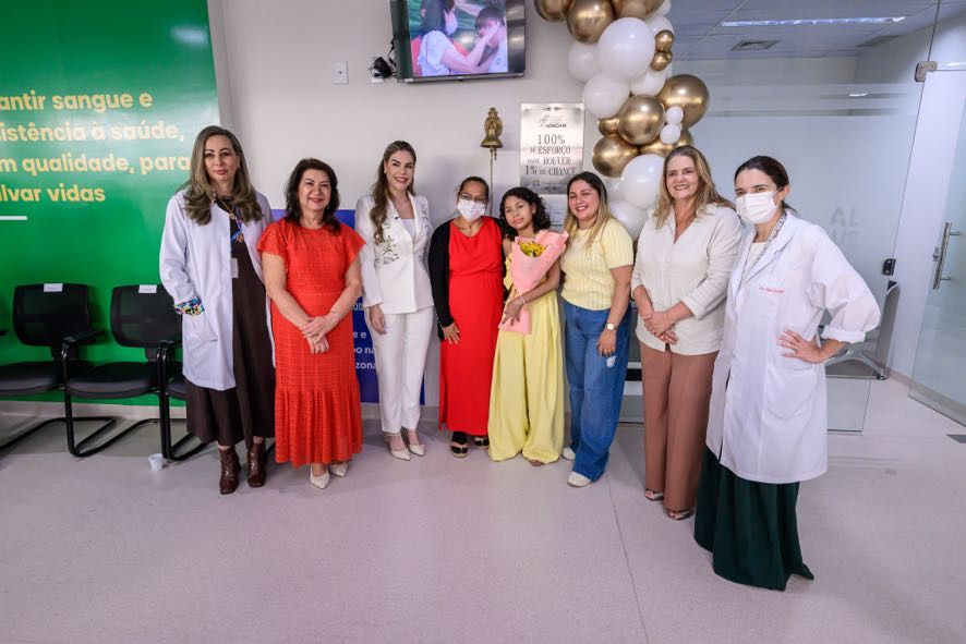 Thaisa Cidade participa de celebração de pacientes curados da leucemia em Manaus