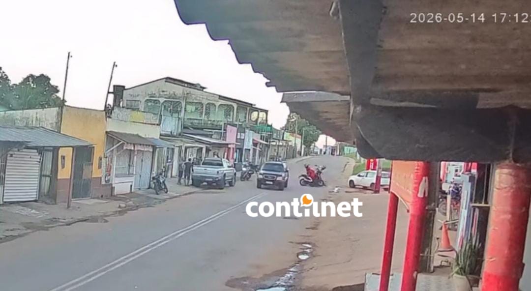 Vídeo mostra momento de grave batida entre motos no interior
