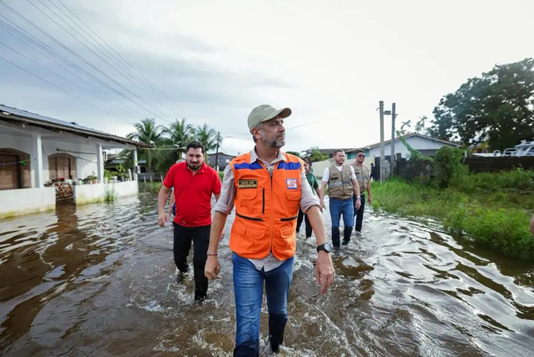 Governador Clécio acompanha áreas atingidas pela cheia do Araguari e garante apoio às famílias – Diário do Amapá