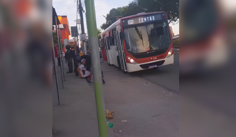 denúncia de pedestre leva à prisão de assaltante de ônibus em Manaus