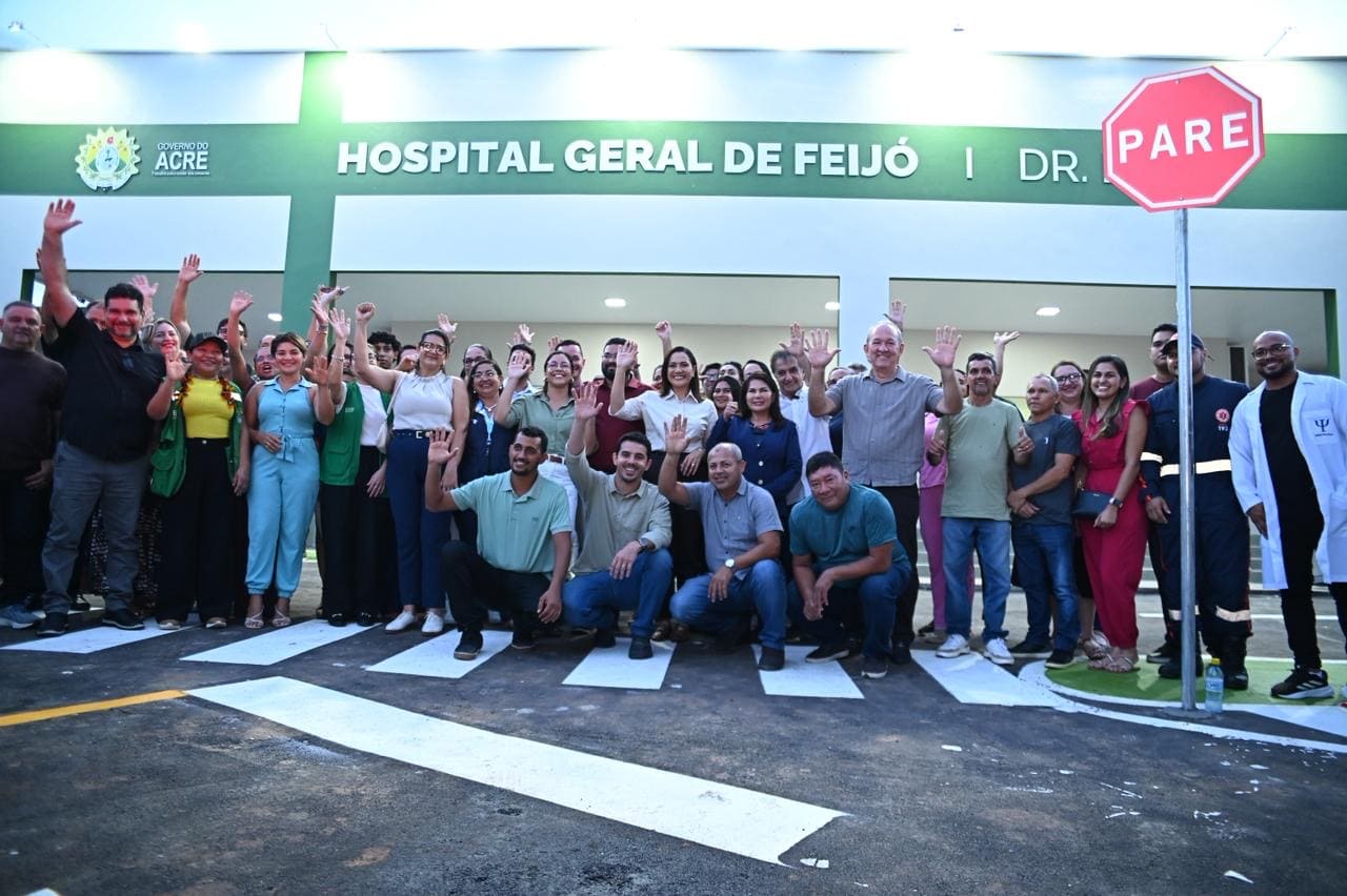 Mailza leva pacote de investimentos a Feijó com obras em escolas, entrega de kits, novas moradias e reforma do hospital