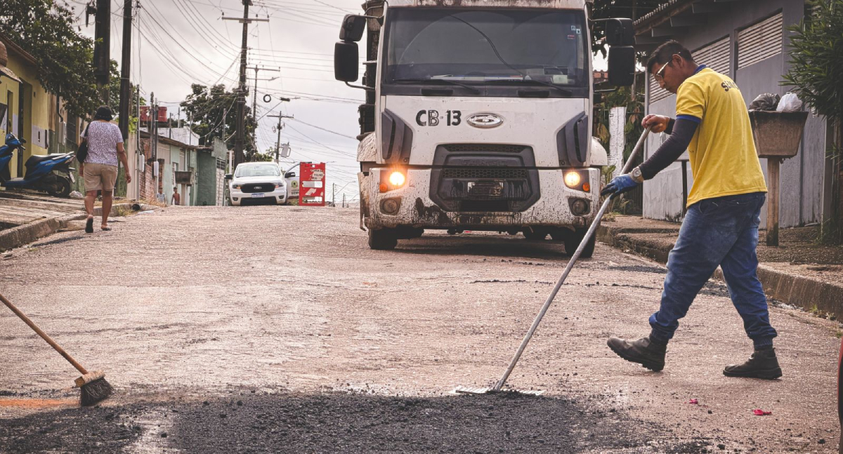 Bairro Eletronorte recebe tapa-buracos e serviços de zeladoria na zona Sul