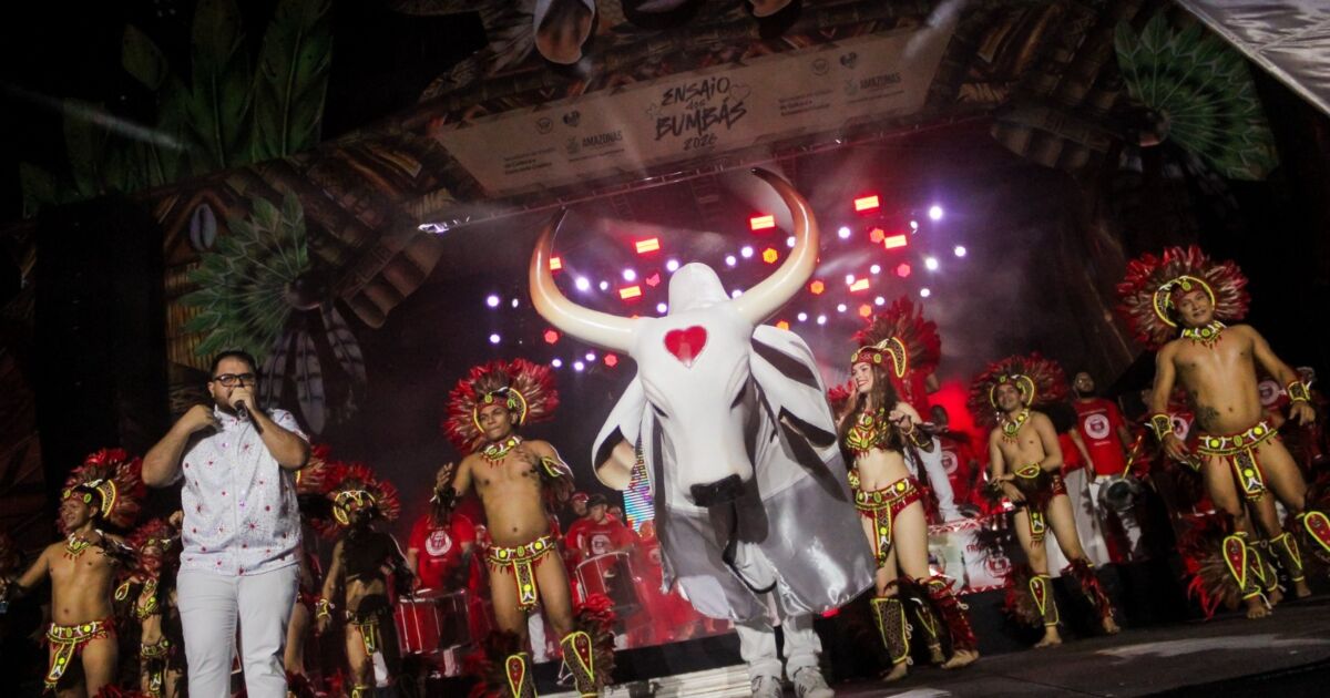 Torcida do Boi Garantido promove festa gratuita no Rio de Janeiro