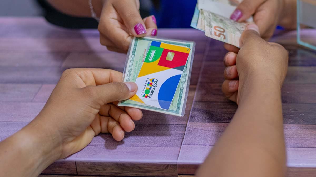 Em 2025, cerca de 18 milhões de família receberam auxílio do governo