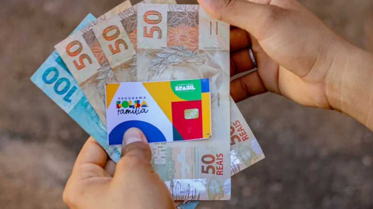 Mais de 125 mil famílias do Acre recebem Bolsa Família a partir desta segunda; veja números por cidade