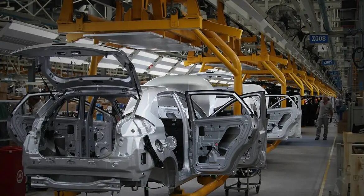 Venda de carros novos no país em 2026 atinge maior patamar desde 2013