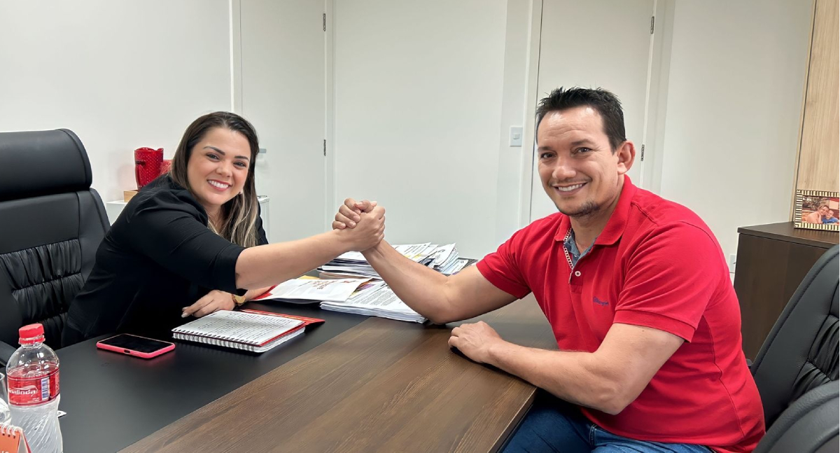 Cláudia de Jesus garante R$ 32 mil para compra de trator para associação em São Miguel