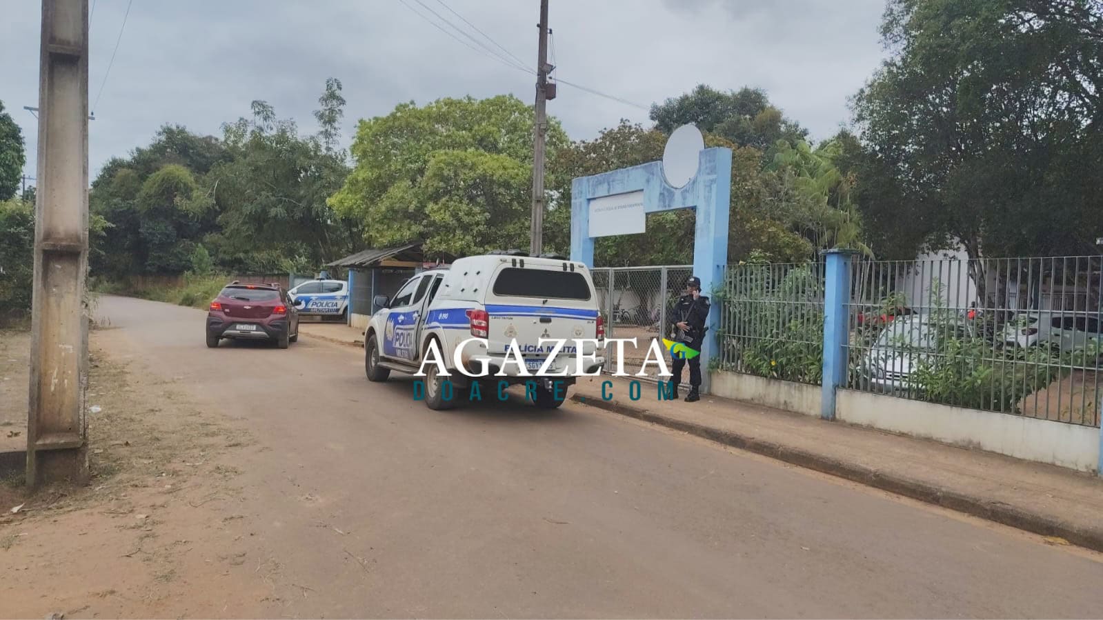 URGENTE: denúncia de aluno armado mobiliza Polícia Militar em escola de Rio Branco