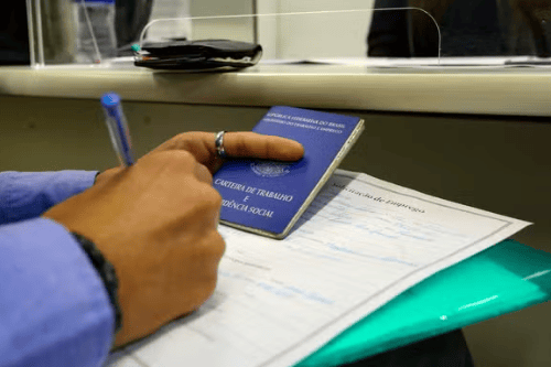Acre lidera geração de empregos no Brasil em março com maior crescimento proporcional, aponta Caged