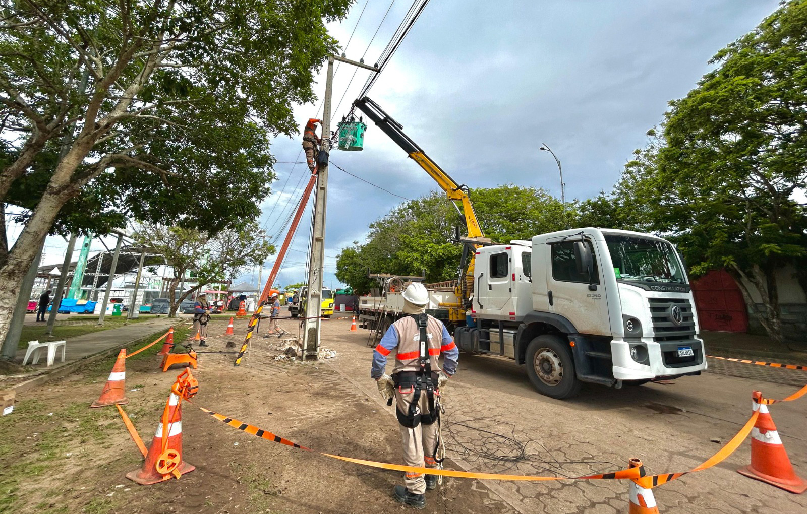 CEA Equatorial avança com obras de modernização da rede elétrica no Amapá; saiba locais de manutenção – Diário do Amapá