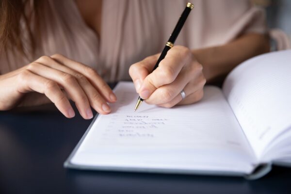 Fiocruz abre concurso literário para adolescentes de 13 a 16 anos