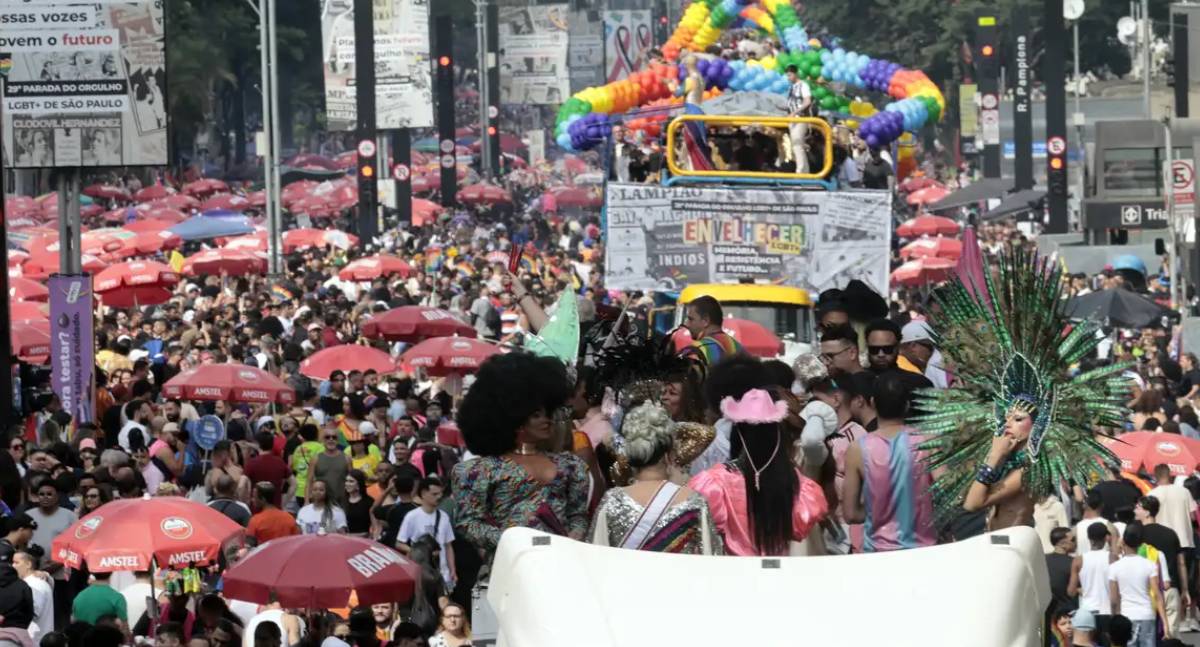 Especialistas apontam inconstitucionalidade em projeto contra Parada LGBT