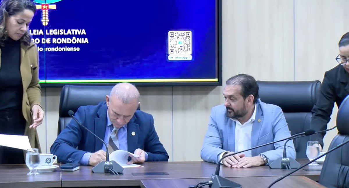 Ezequiel Neiva conduz análise de diretrizes orçamentárias na Alero
