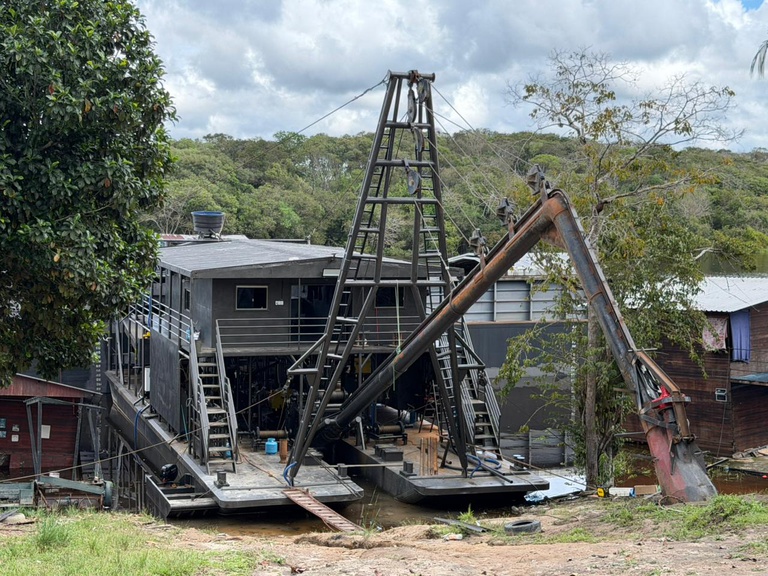 PF fecha estaleiro clandestino usado no garimpo ilegal no AM