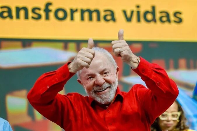 Lula defende restrição ao uso de inteligência artificial nas eleições