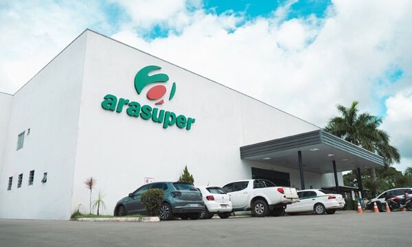 Rede de supermercados alerta sobre golpe com falsas vagas de emprego e orienta população a não pagar taxas