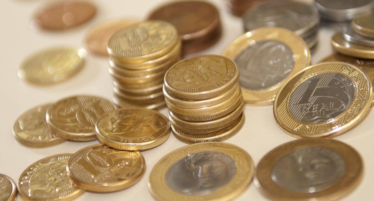 Inflação acelera para famílias de renda mais baixa em abril