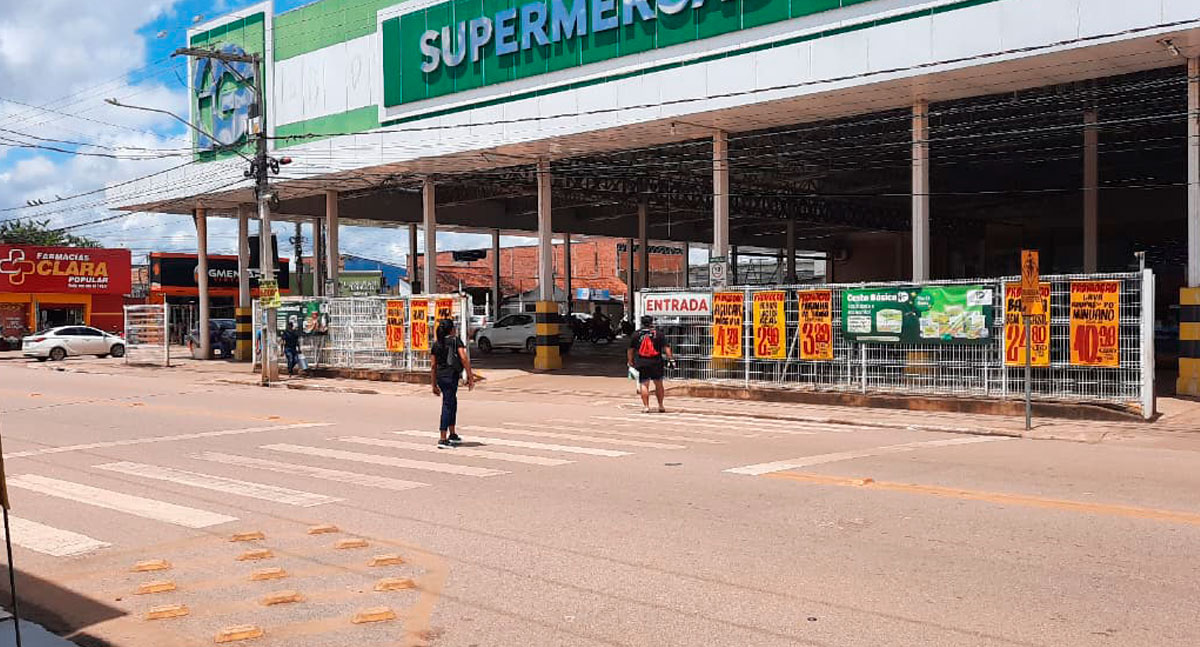 Zona sul: moradores cobram semáforo em faixa em frente ao Irmãos Gonçalves