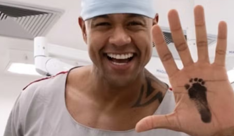 Nasce 2º filho de Léo Santana e Lore Improta: “Bem-vindo, meu filho Levi!”
