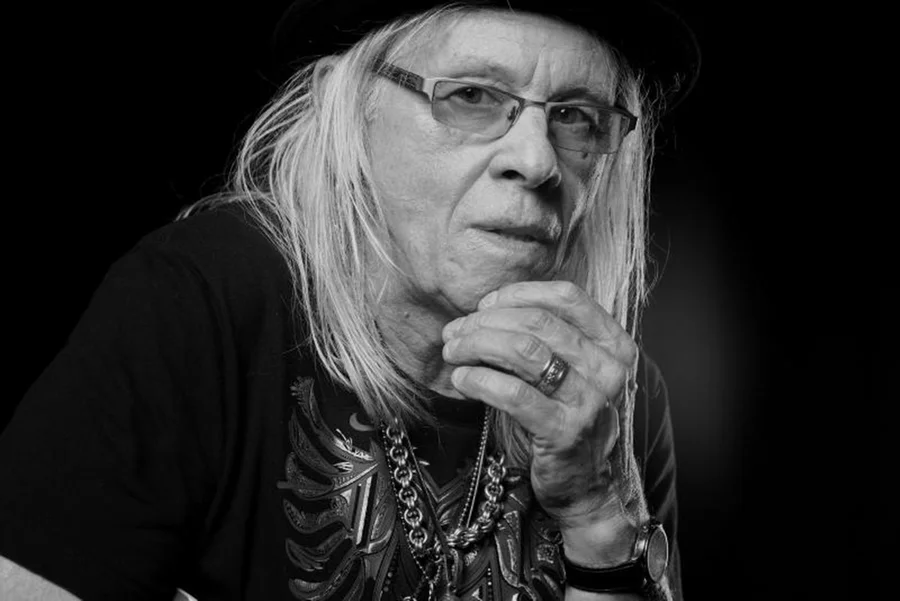 Morre Luiz Carlini, mestre da guitarra e parceiro d=