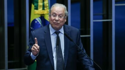 Ex-ministro José Dirceu descobre câncer linfático e é internado em SP