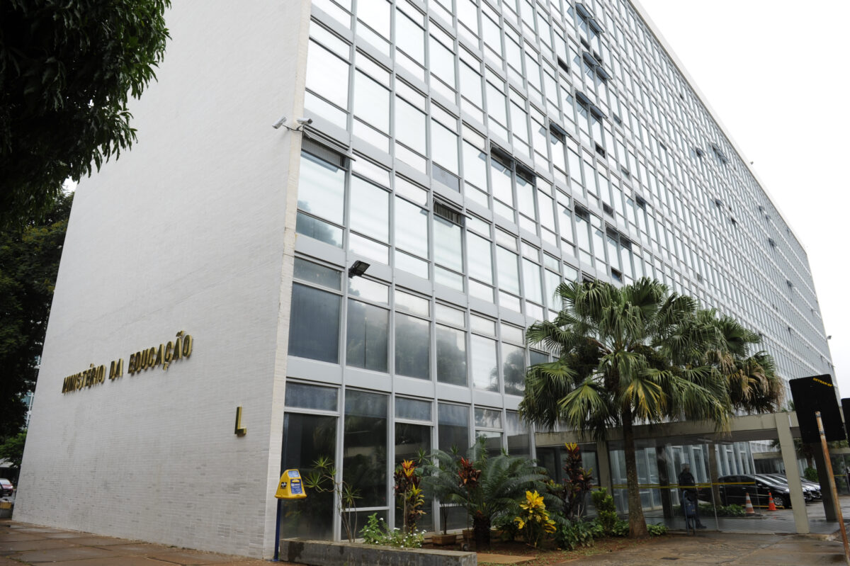 MEC publica novas medidas para universidades