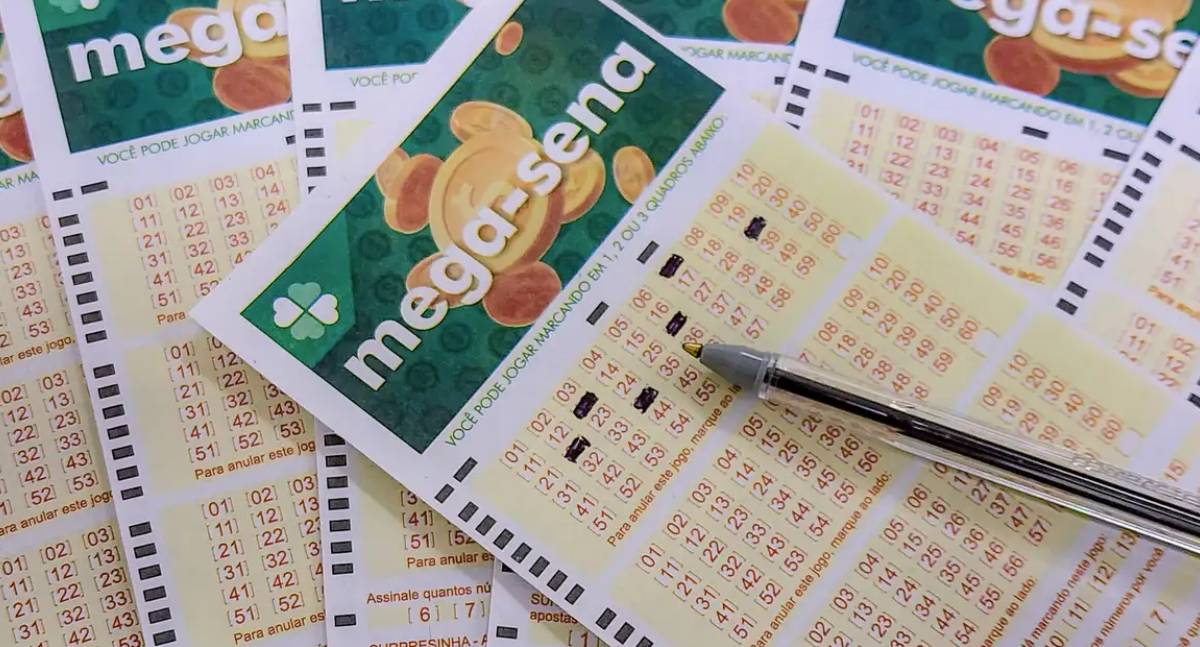 Mega-Sena acumula e prêmio sobe para R$ 16 milhões