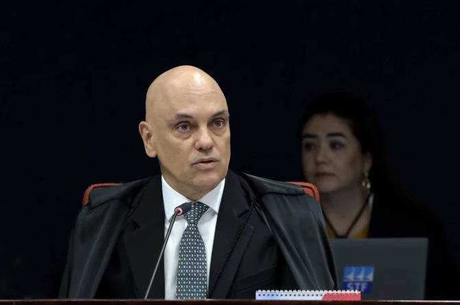 Alexandre de Moraes é notificado por e-mail sobre ação movida nos EUA por plataformas digitais