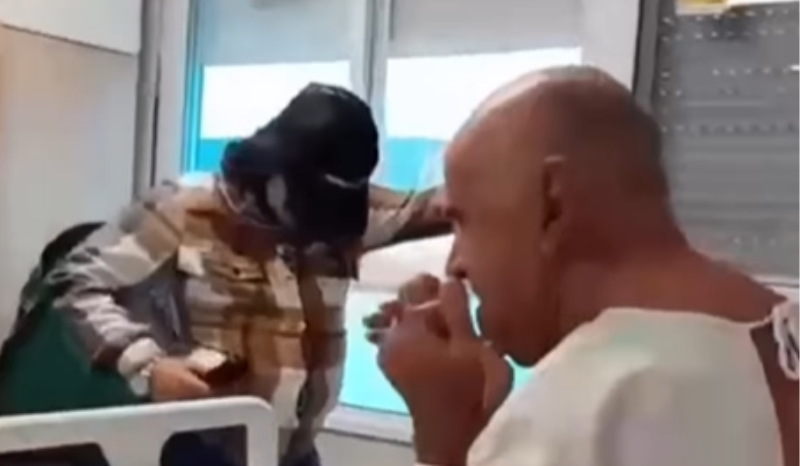 netas emocionam avô internado com homenagem no hospital