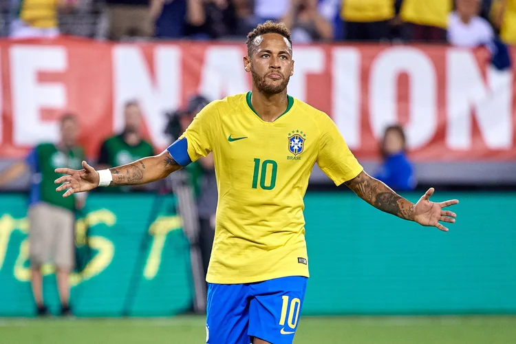 Neymar ganha 1 milhão de seguidores após volta à Seleção