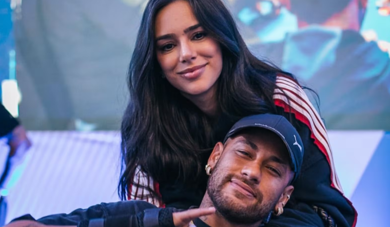 Lembra? Veja quem eram as namoradas de Neymar nas Copas do Mundo