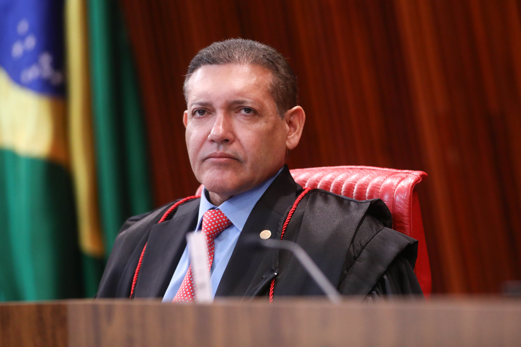 Presidente do TSE avisa que ‘não haverá tolerância’ para uso abusivo de IA