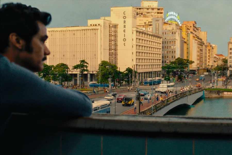 “O Agente Secreto” se torna filme brasileiro mais premiado