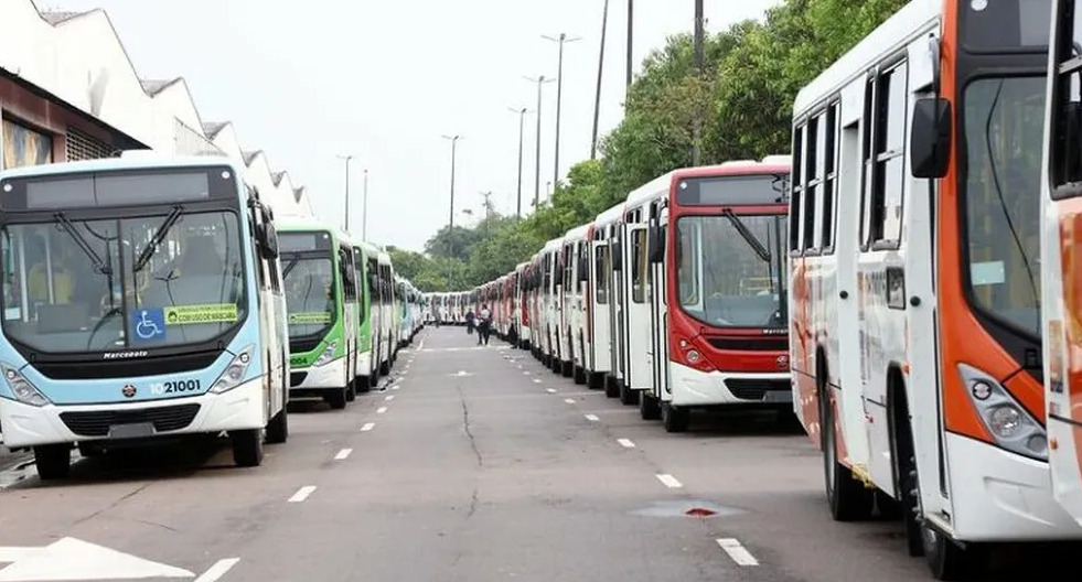 Rodoviários ameaçam greve de ônibus para sexta-feira em Manaus