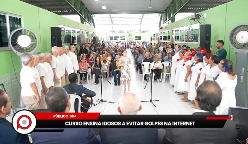 Curso ensina idosos a evitar golpes na internet