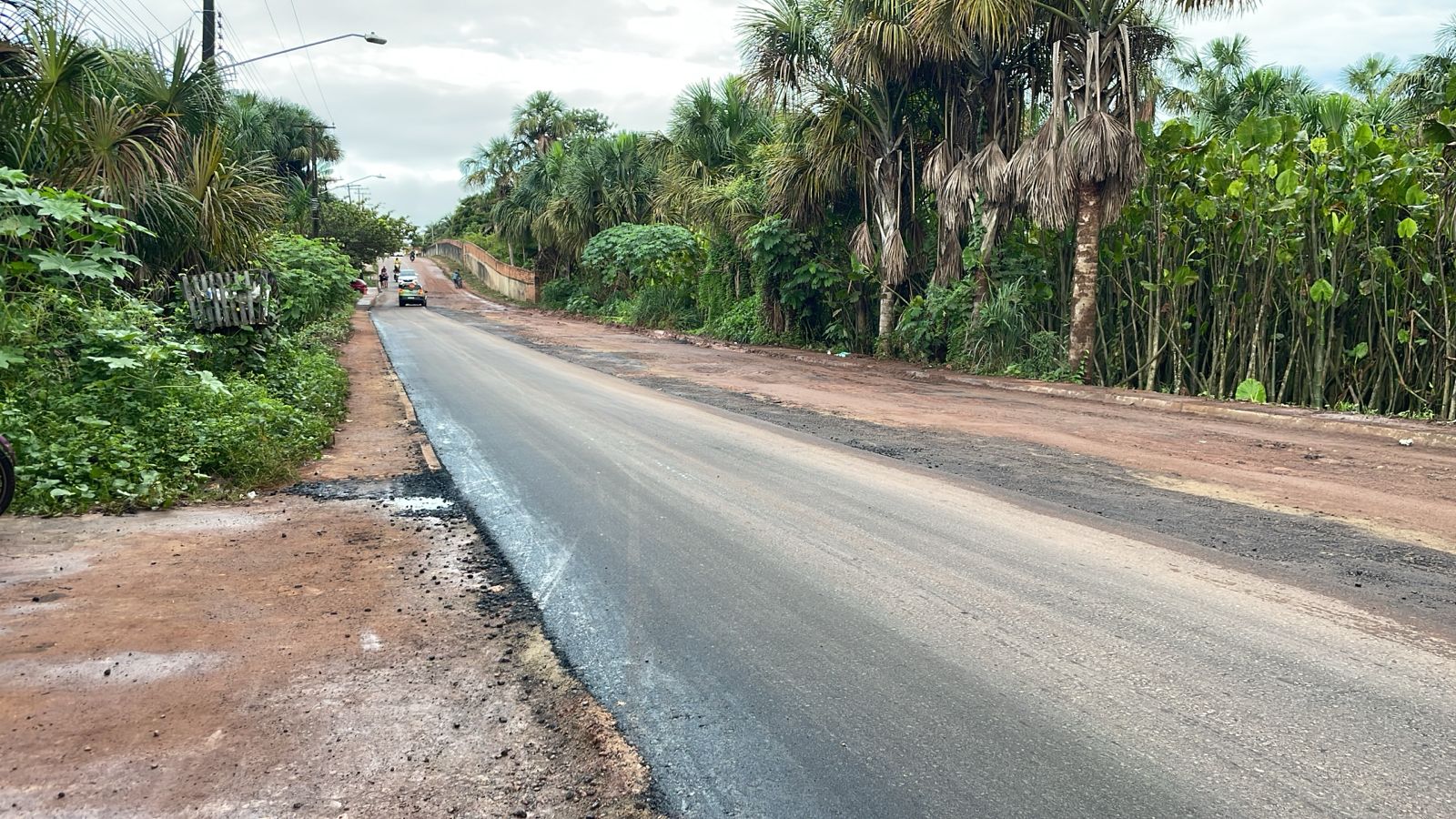 Prefeitura de Macapá realiza serviços de recapeamento em via no bairro Infraero 2 – Diário do Amapá