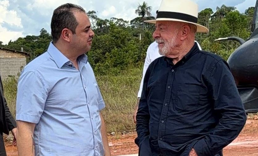 Roberto Cidade acompanha o presidente Lula em visita ao Amazonas