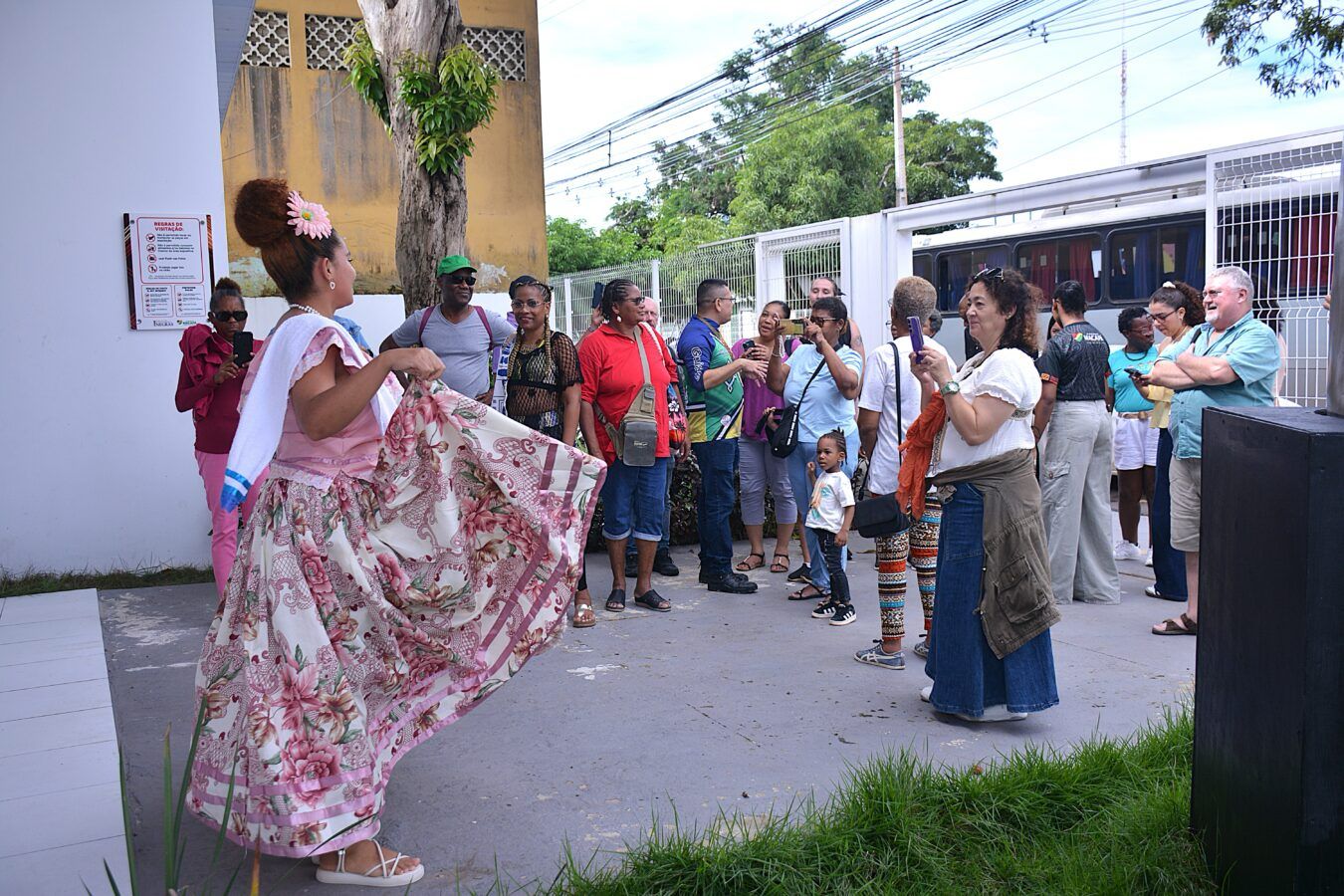 Museu de Artes de Macapá recebe turistas franceses em imersão pela cultura amapaense – Diário do Amapá
