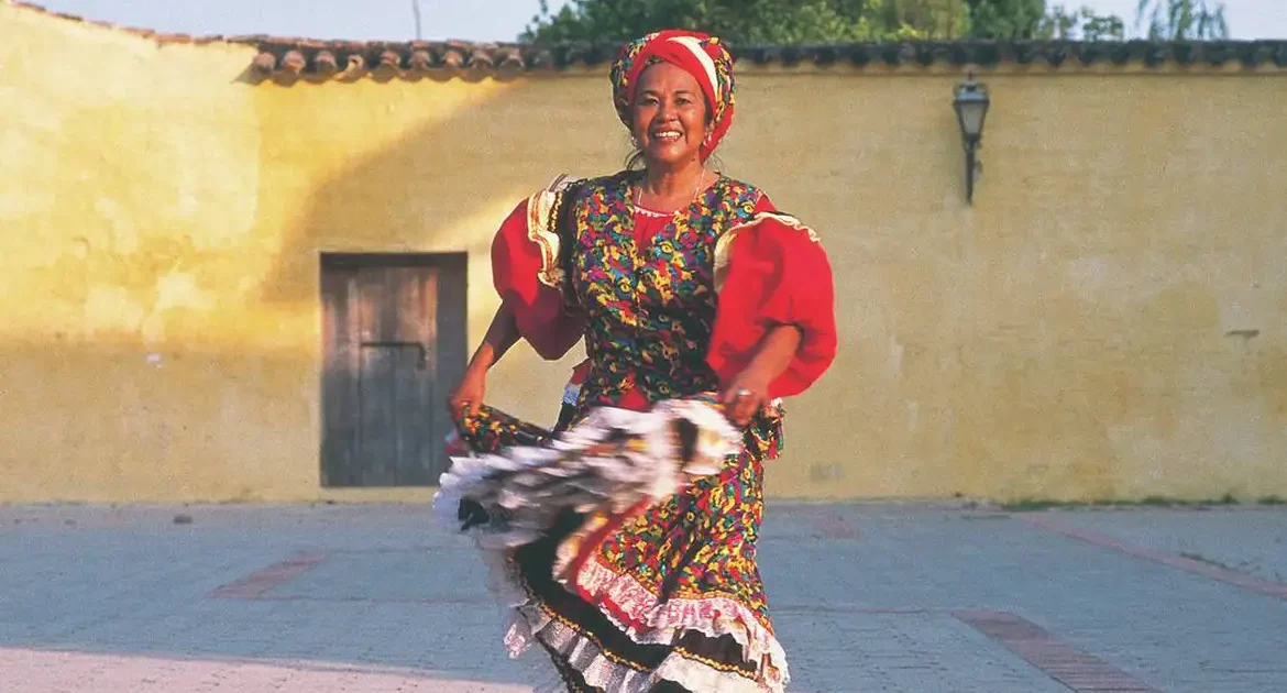 Totó La Momposina, ícone da cultura colombiana, morre aos 85 anos