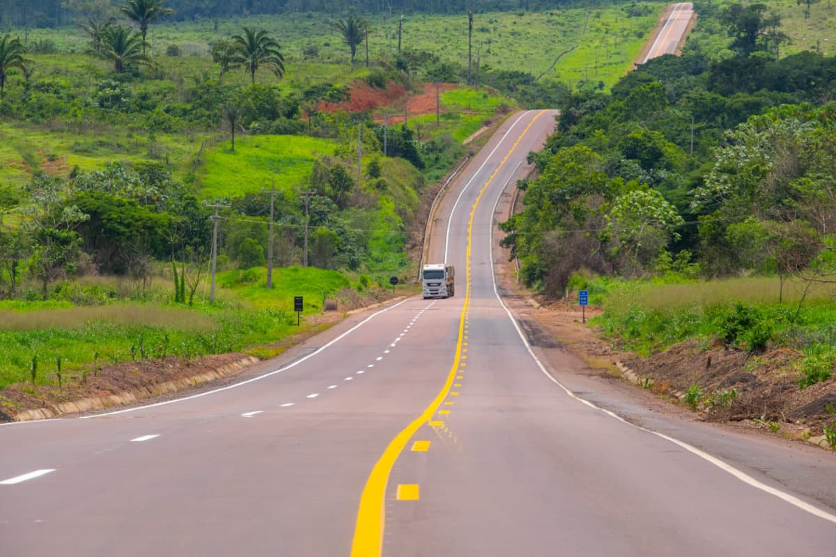 Frete não acompanha custo e transportadoras operam no limite em 2026