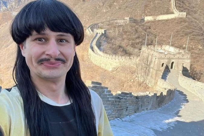 Cantor Oliver Tree e youtuber estão entre vítimas de queda de helicóptero