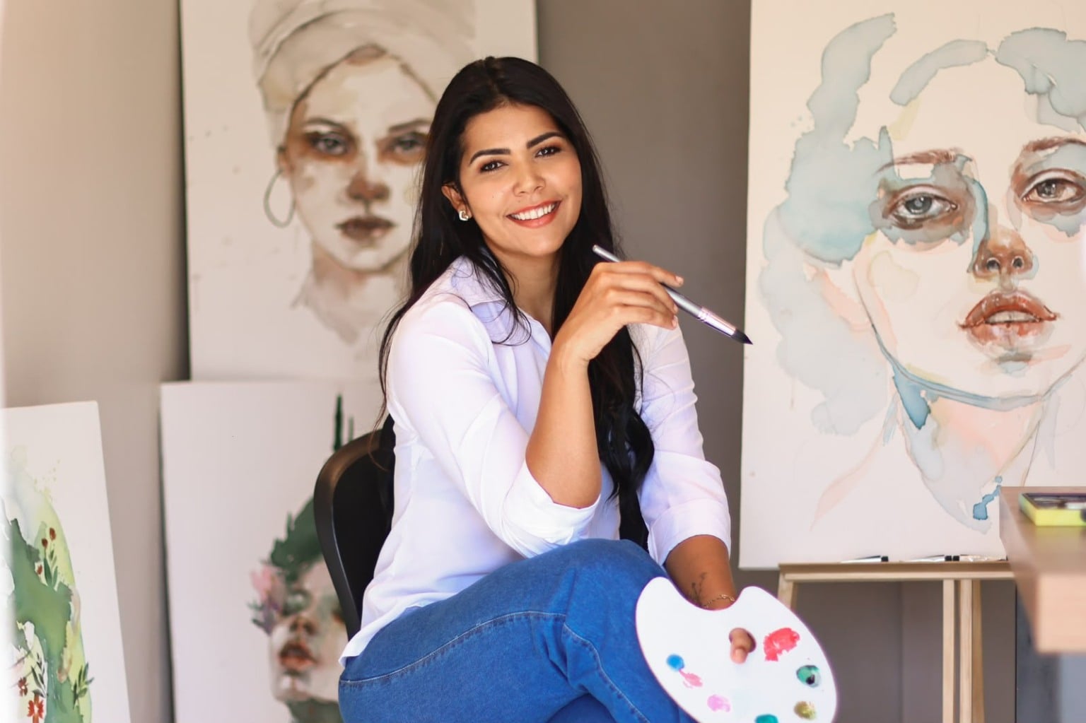 Aquarela amazônica e identidade do Norte marcam trajetória internacional da artista Tafinis Said