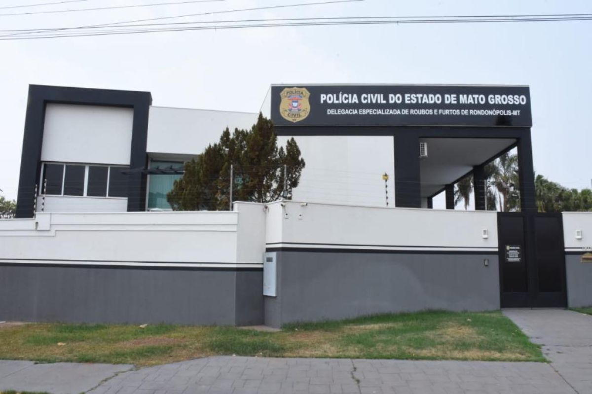 Polícia Civil prende autor de extorsão que invadiu celular de cliente em Rondonópolis…
